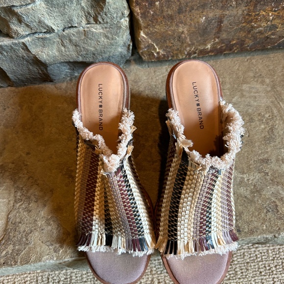 Lucky Brand striped raffia sandals - Picture 2 of 7